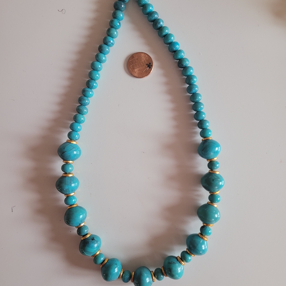 Turquoise Beaded Necklace with Gold Accents